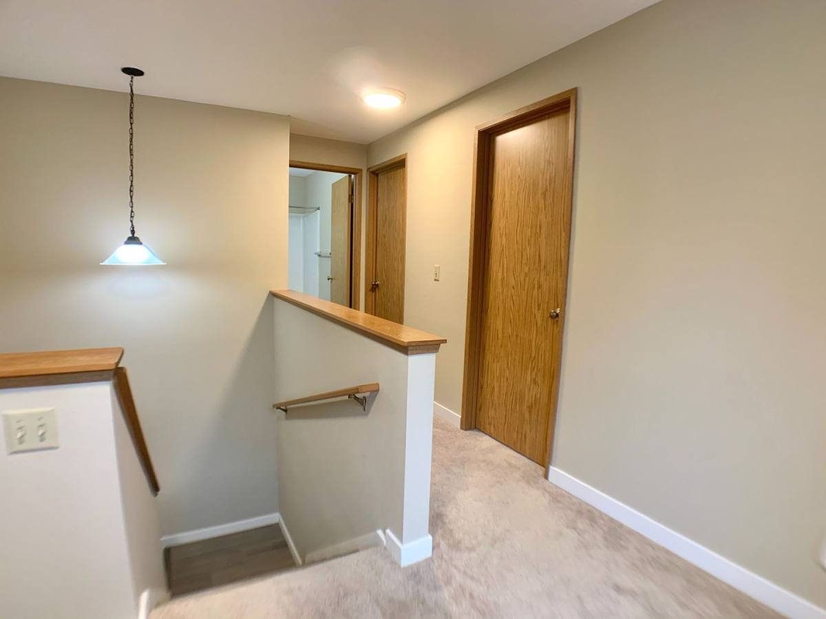 Townhouse for rent at 10250 NE 129th Lane, Kirkland, WA 98034