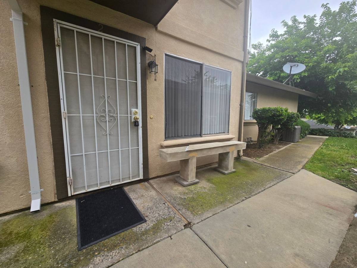 House for rent at 11550 Garnet Way, Auburn, CA 95602