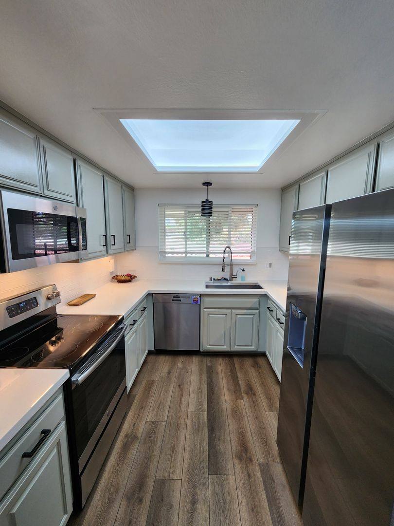 Apartment for rent at 4235 Asher St, San Diego, CA 92110