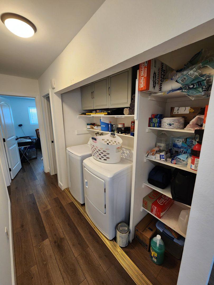 Apartment for rent at 4235 Asher St, San Diego, CA 92110