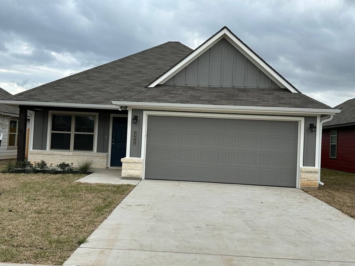 House for rent at 1211 Highgarden, Navasota, TX 77868