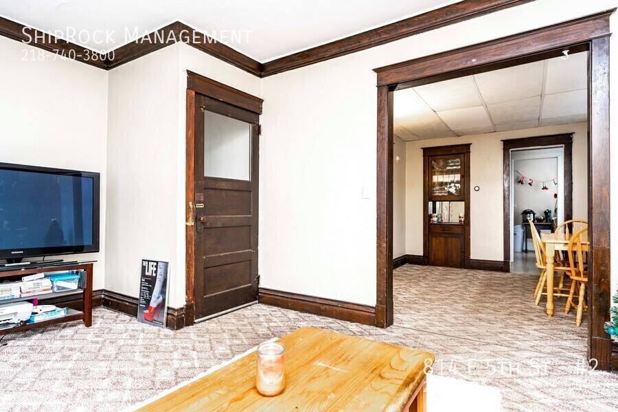 Apartment for rent at 814 E 5th St #2, Duluth, MN 55805