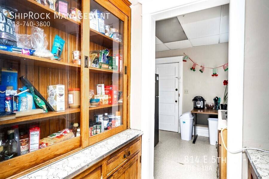 Apartment for rent at 814 E 5th St #2, Duluth, MN 55805