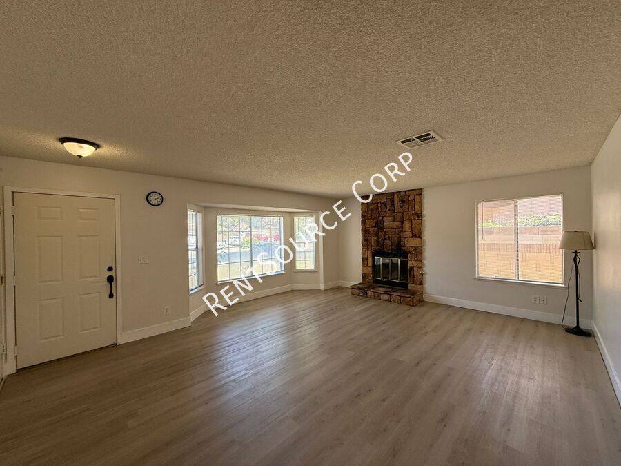 House for rent at 43837 David St, Lancaster, CA 93535