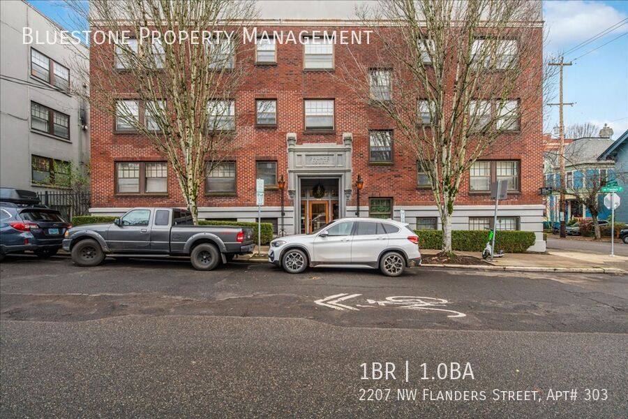 Apartment for rent at 2207 NW Flanders St #303, Portland, OR 97210