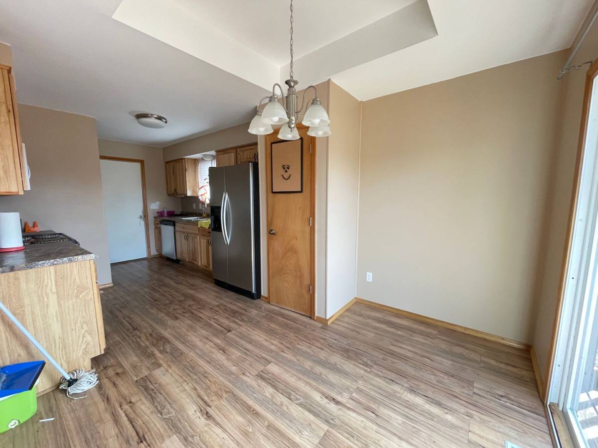 House for rent at 3253 S Palisades Dr, Springfield, MO 65807
