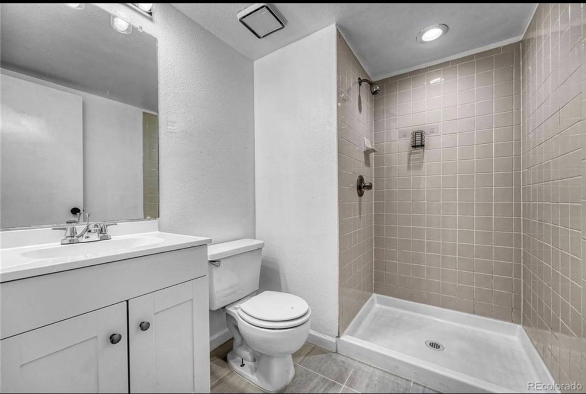 House for rent at 4240 S Ireland St, Aurora, CO 80013