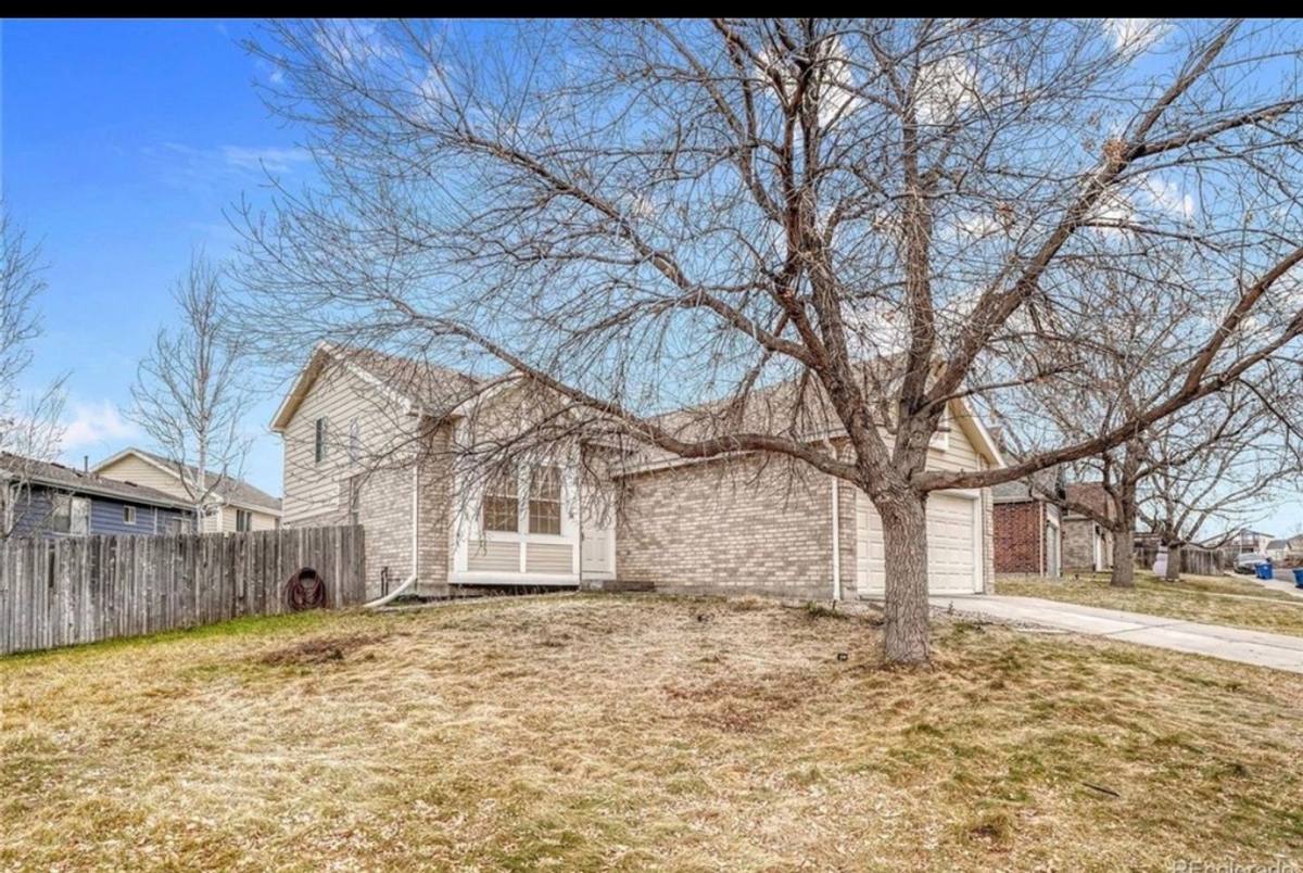 House for rent at 4240 S Ireland St, Aurora, CO 80013