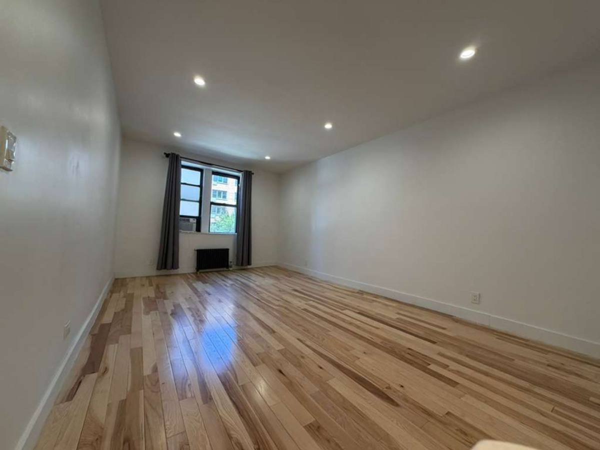 Condo for rent at 312 Main St, White Plains, NY 10601