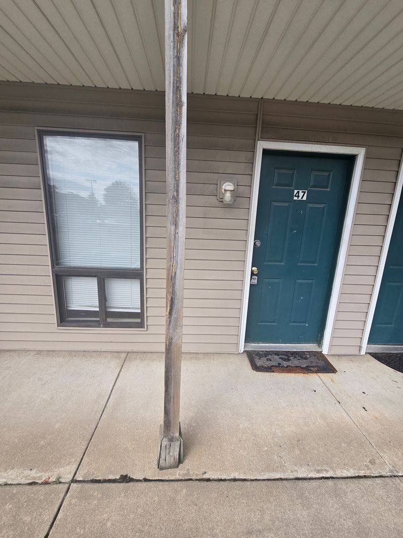 Apartment for rent at 856 Highway D, Osage Beach, MO 65065
