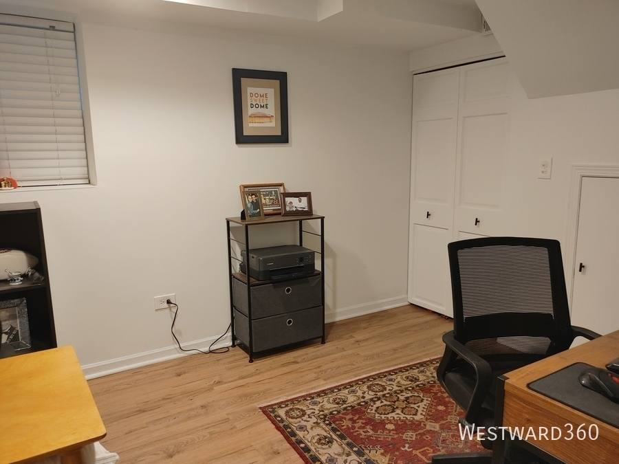 Apartment for rent at 2102 W Belle Plaine Ave G #G, Chicago, IL 60618