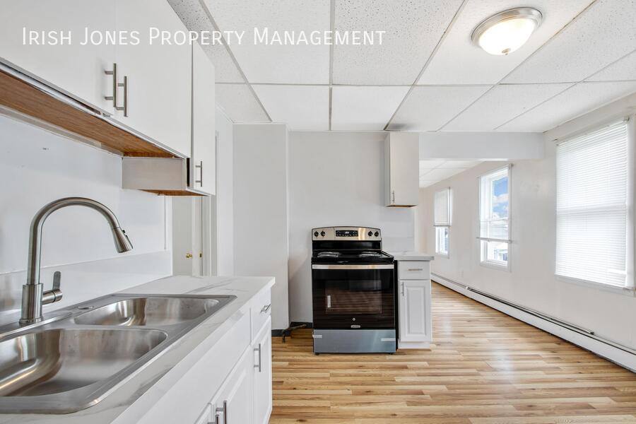 Apartment for rent at 160 Courtland Ave #2, Buffalo, NY 14215