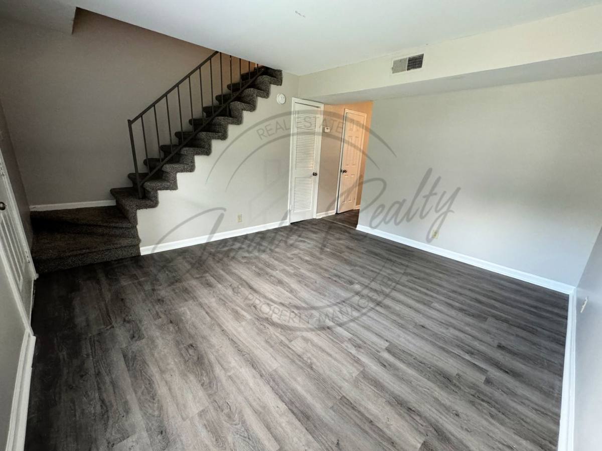 Townhouse for rent at 2539 Highland Trace Dr, Nashville, TN 37207
