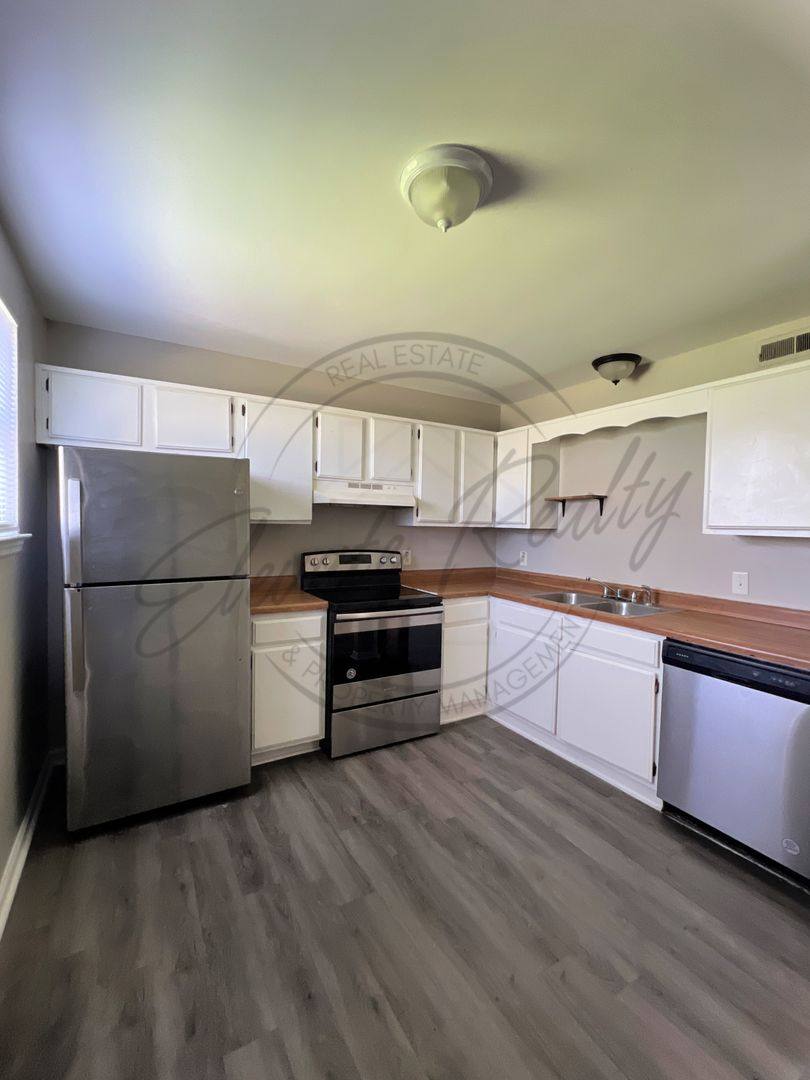 Townhouse for rent at 2539 Highland Trace Dr, Nashville, TN 37207