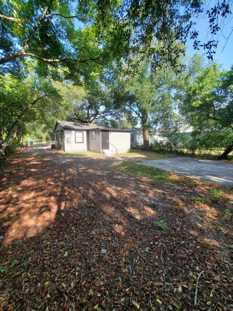 House for rent at 3805 N Whittier St, Tampa, FL 33619