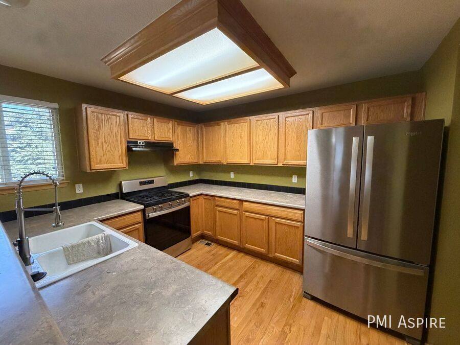 House for rent at 10489 Taylor Ave, Longmont, CO 80504
