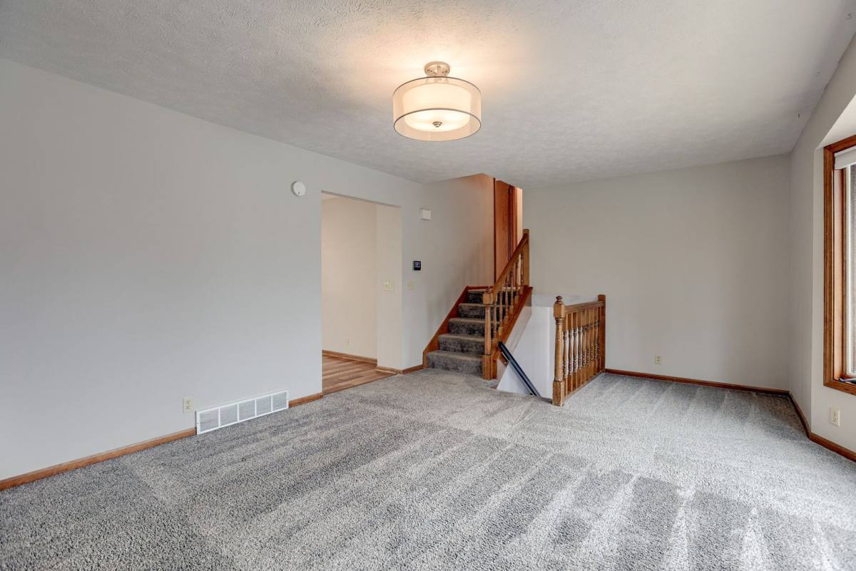 House for rent at 13906 Jennifer Rd, Omaha, NE 68138