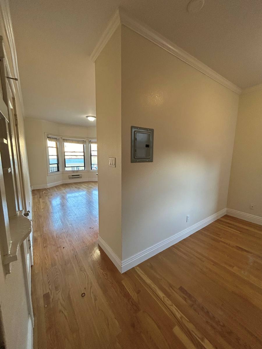 Apartment for rent at 1206 Valencia St #6, San Francisco, CA 94110