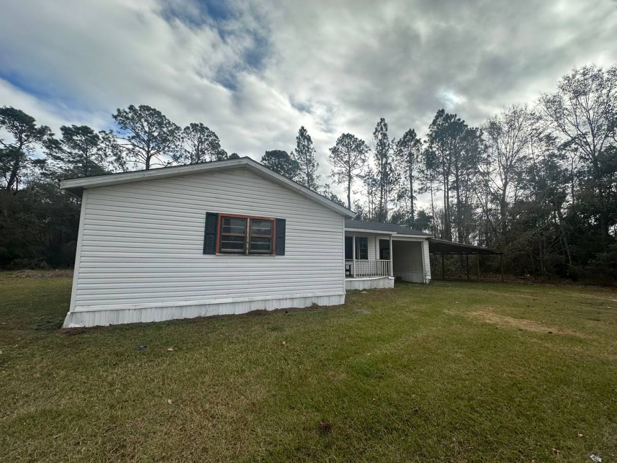 House for rent at 55 Hoke Floyd Rd, Baxley, GA 31513