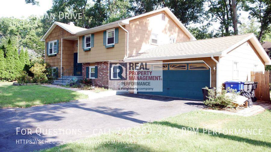 House for rent at 16 Jordan Dr, Toms River, NJ 08755