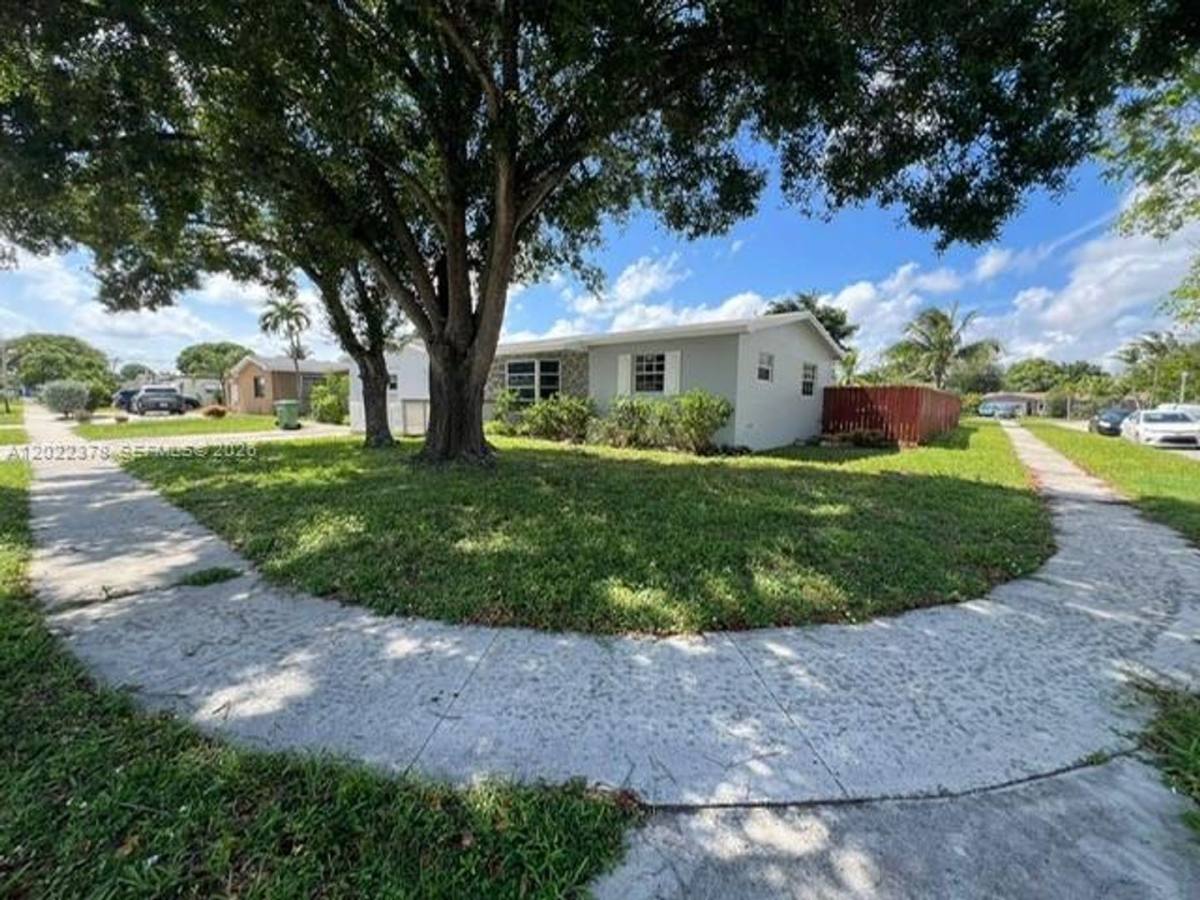 House for rent at 6921 NW 5th Court, Pompano Beach, FL 33063