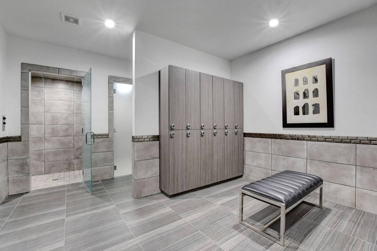 Apartment for rent at 3550 Paradise Rd, Las Vegas, NV 89169