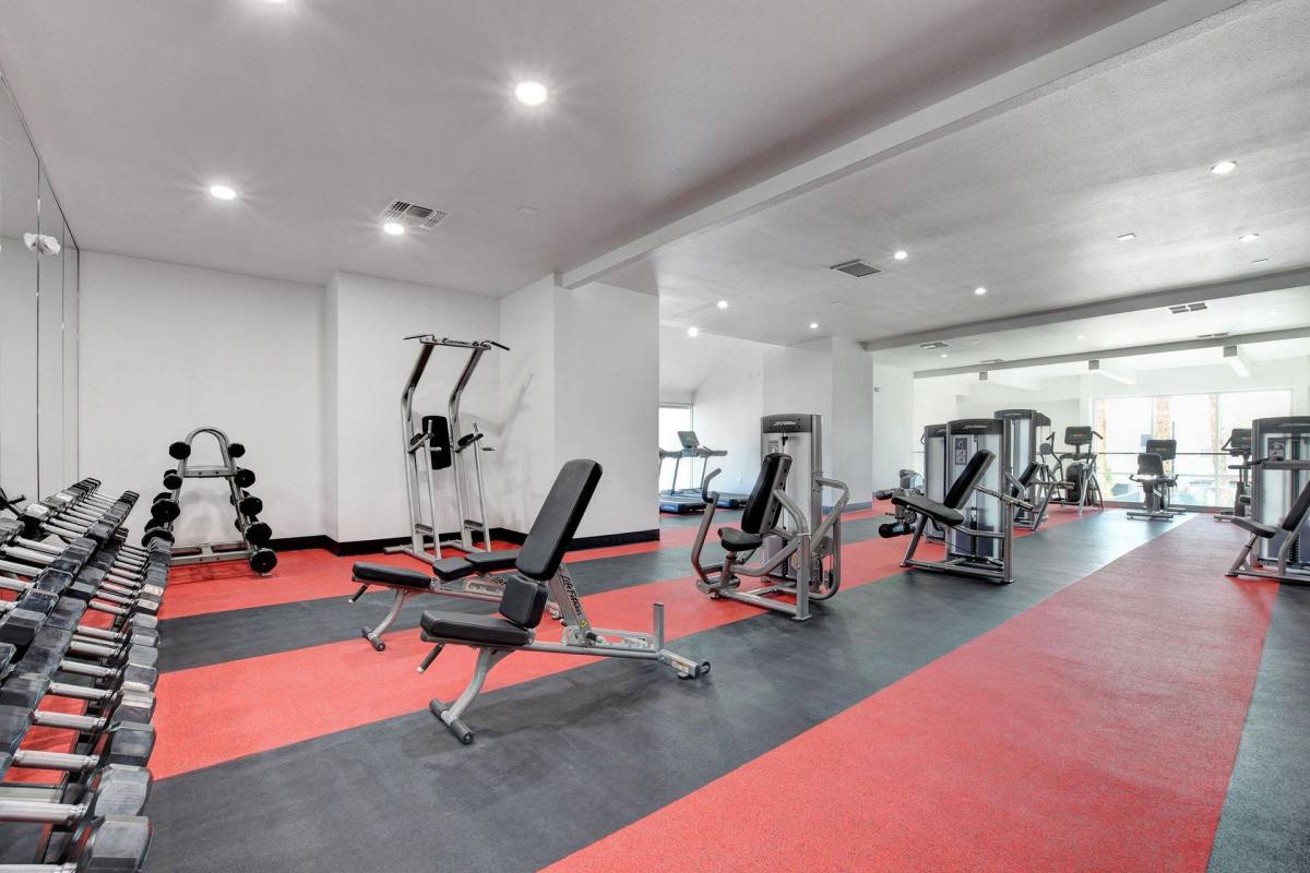 Apartment for rent at 3550 Paradise Rd, Las Vegas, NV 89169
