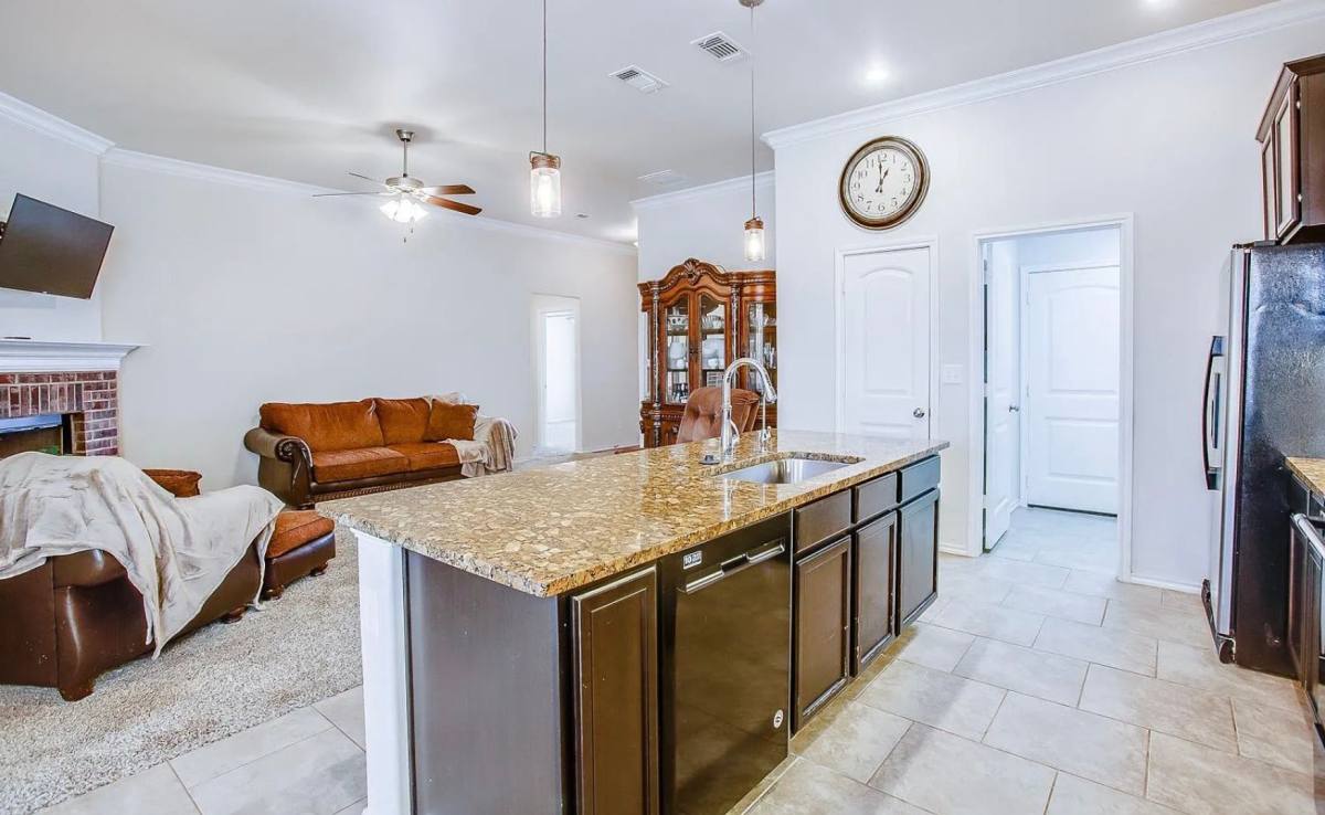 House for rent at 7428 103rd St, Lubbock, TX 79424