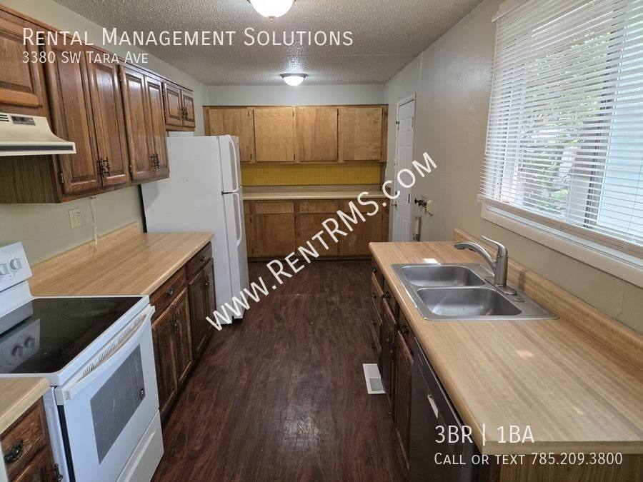 House for rent at 3380 SW Tara Ave, Topeka, KS 66611