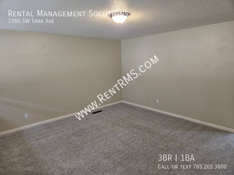 House for rent at 3380 SW Tara Ave, Topeka, KS 66611