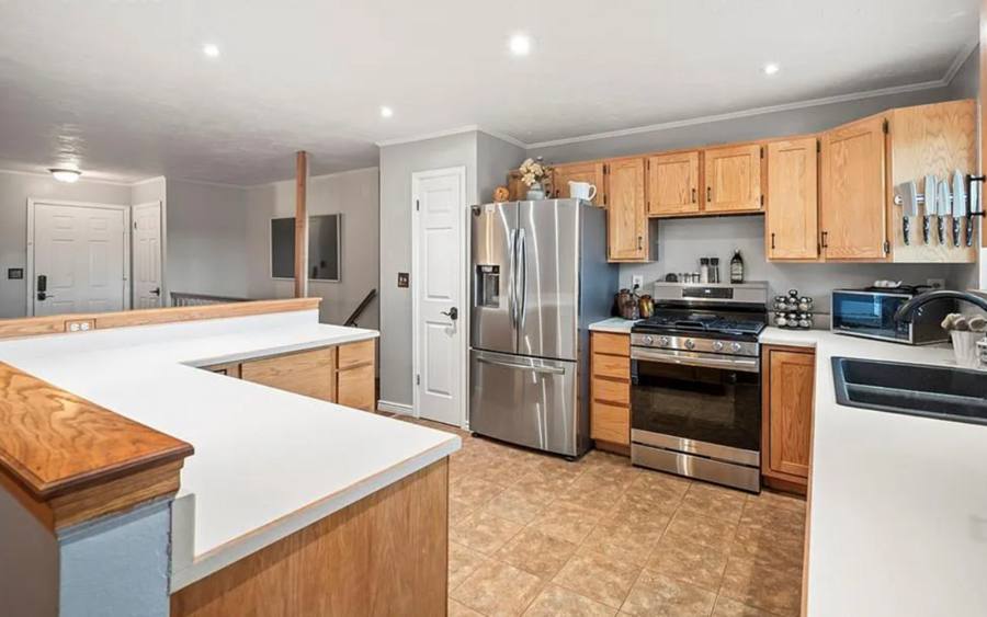 House for rent at 3060 Maverick Dr, Colorado Springs, CO 80918