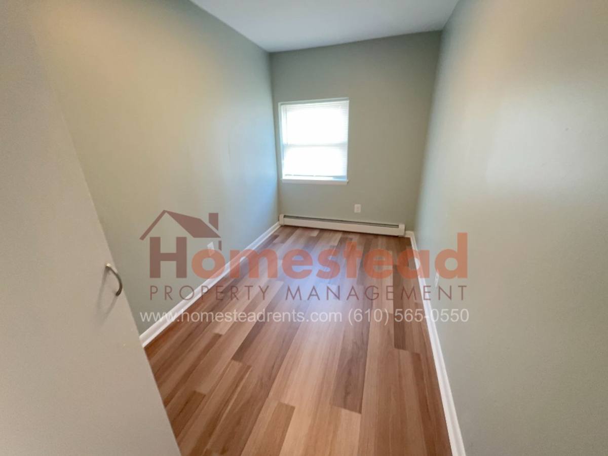 Apartment for rent at 7311 W Chester Pike, Upper Darby, PA 19082