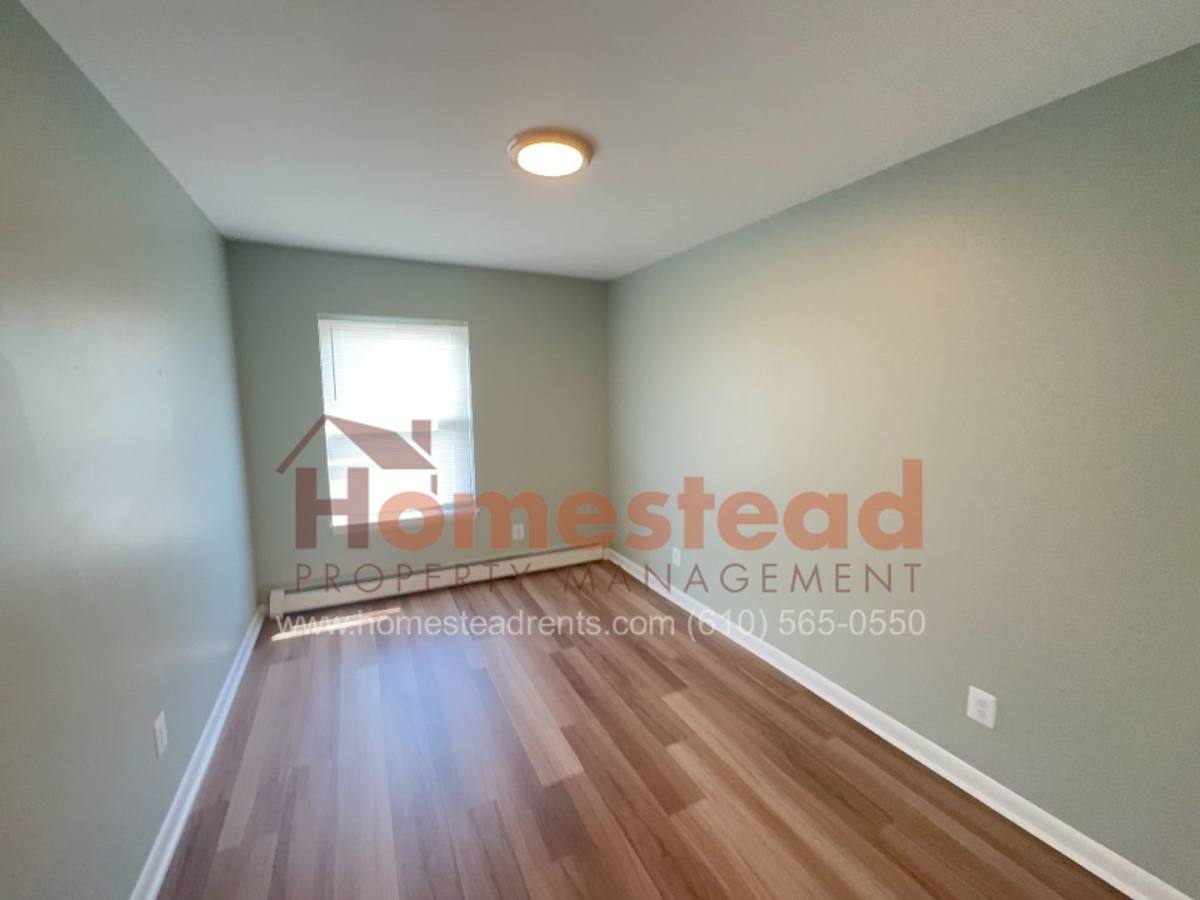 Apartment for rent at 7311 W Chester Pike, Upper Darby, PA 19082