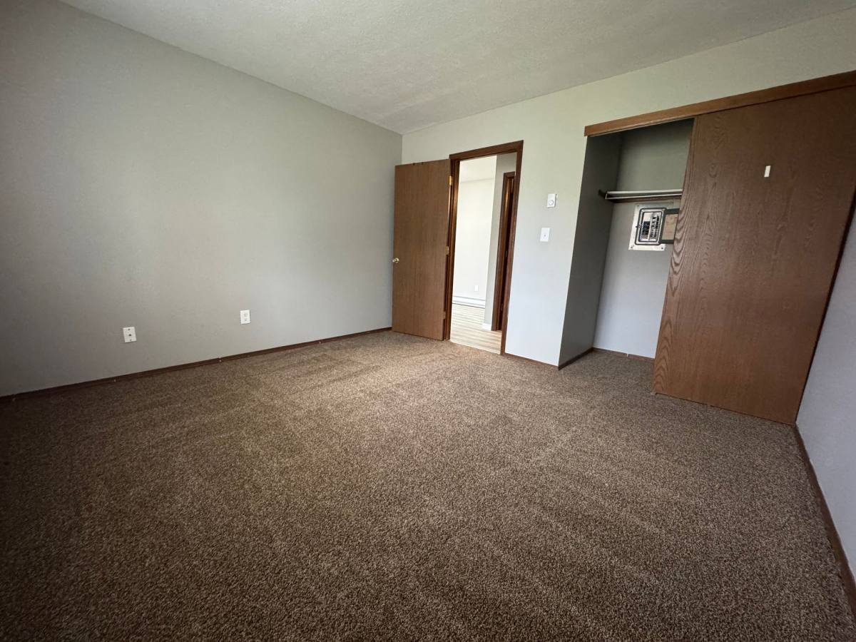 Apartment for rent at 6605 Mill St, Sylvania, OH 43560