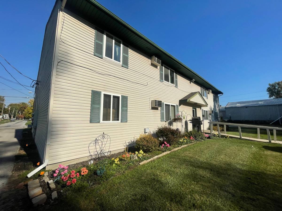 Apartment for rent at 6605 Mill St, Sylvania, OH 43560