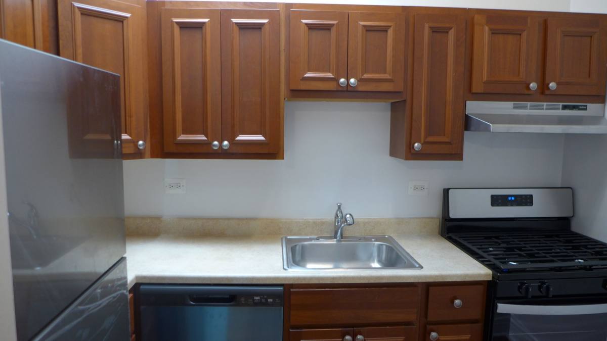 Apartment for rent at 604 Belmont 3200-06 Broadway, Chicago, IL 60657
