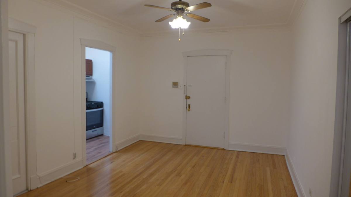 Apartment for rent at 604 Belmont 3200-06 Broadway, Chicago, IL 60657