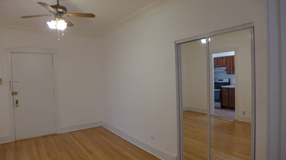 Apartment for rent at 604 Belmont 3200-06 Broadway, Chicago, IL 60657