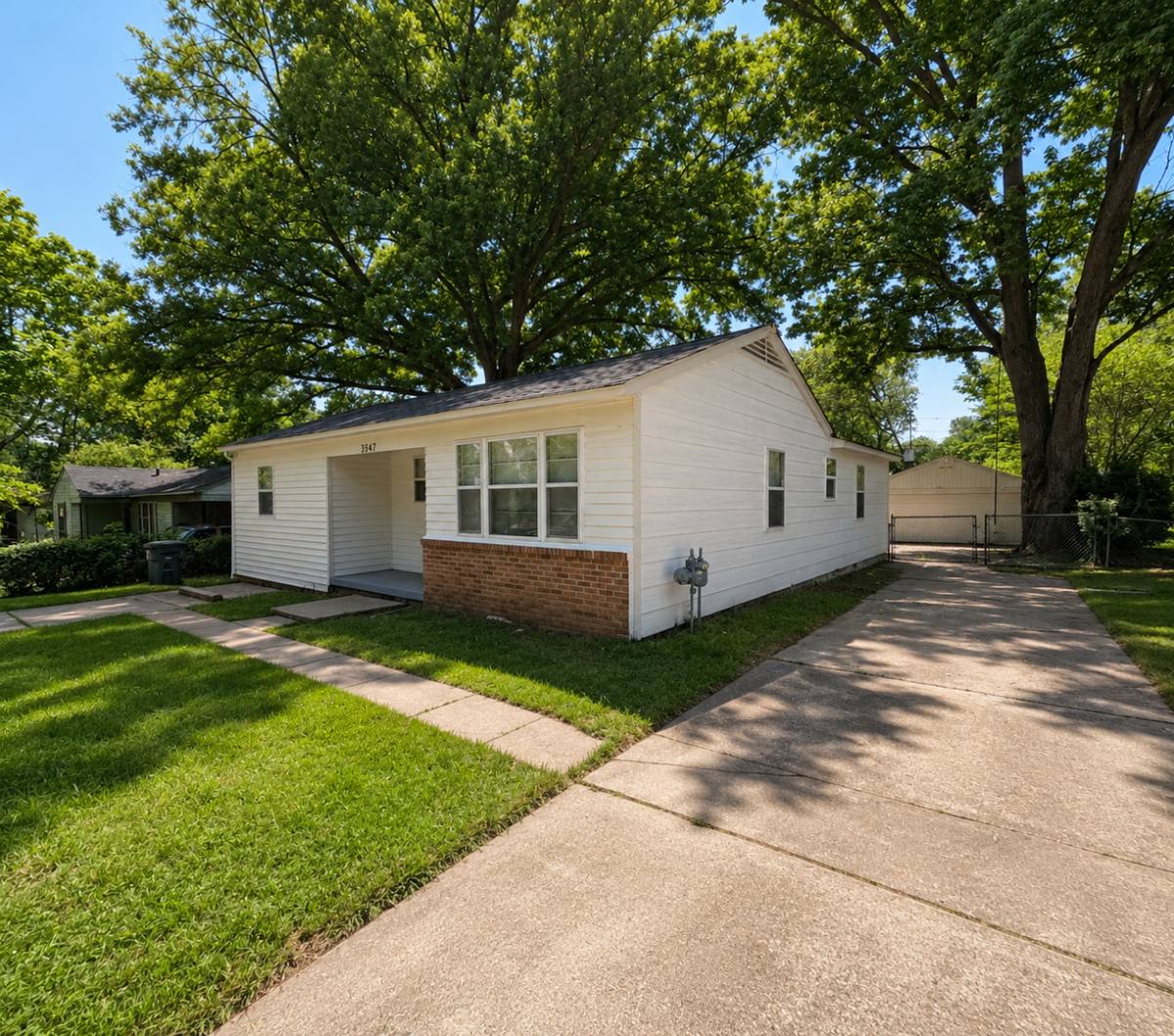 House for rent at 3547 Randolph St, Memphis, TN 38127