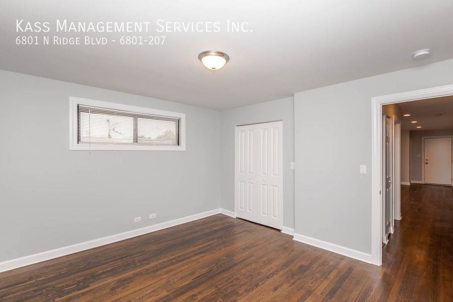 Apartment for rent at 6801 N Ridge Blvd #207, Chicago, IL 60645