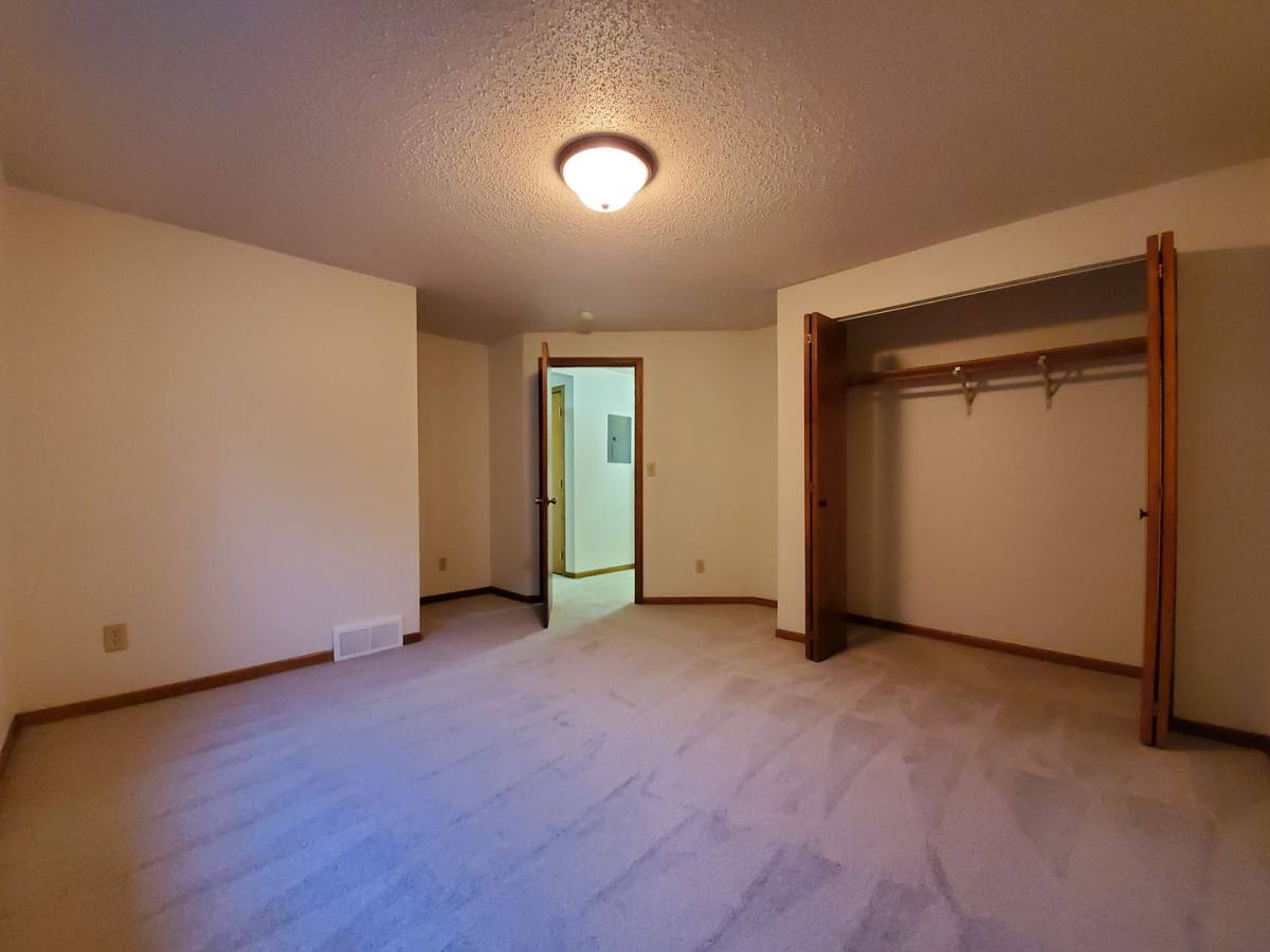Townhouse for rent at 1751 34th St SW, Fargo, ND 58103