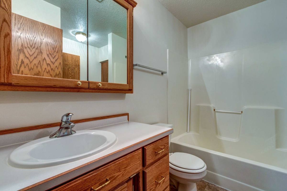 Townhouse for rent at 2905 40th Ave SW, Fargo, ND 58104