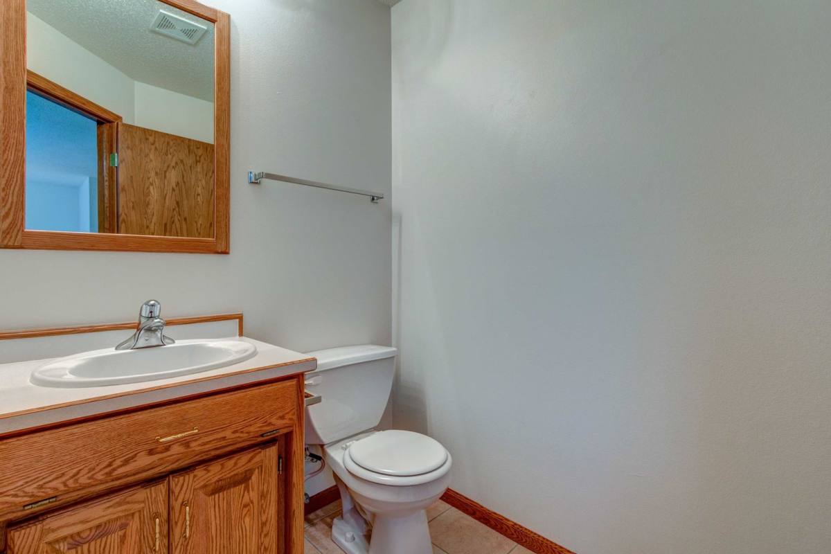 Townhouse for rent at 2905 40th Ave SW, Fargo, ND 58104