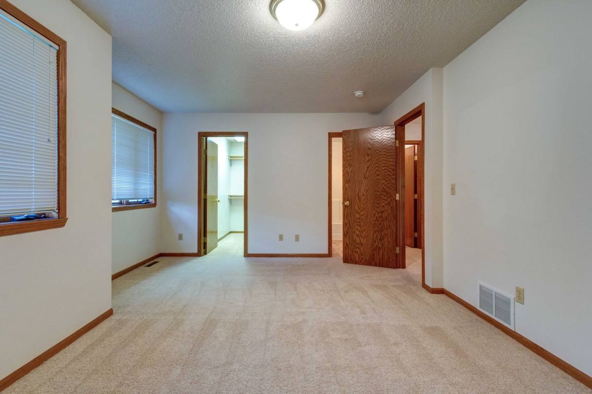 Townhouse for rent at 2905 40th Ave SW, Fargo, ND 58104