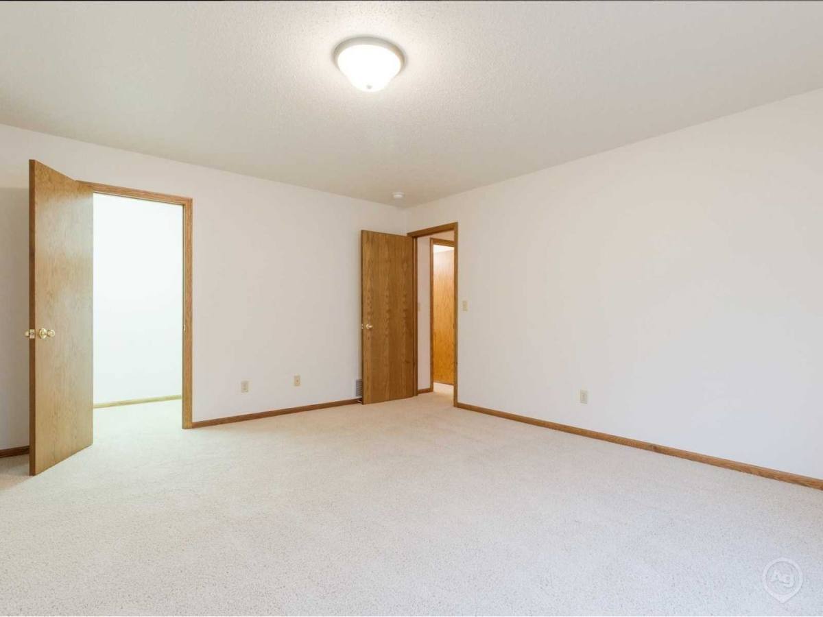 Townhouse for rent at 3025 40th Ave SW, Fargo, ND 58104