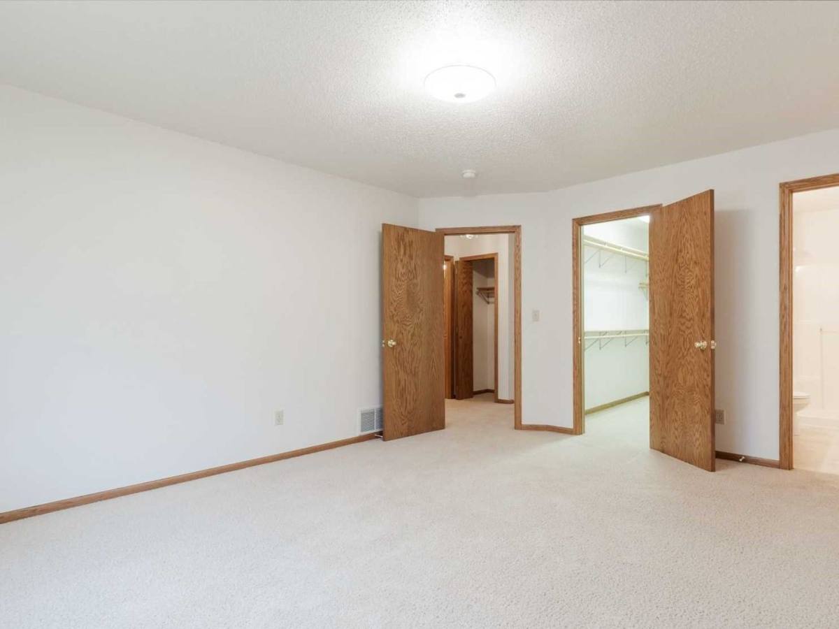 Townhouse for rent at 3045 40th Ave SW, Fargo, ND 58104