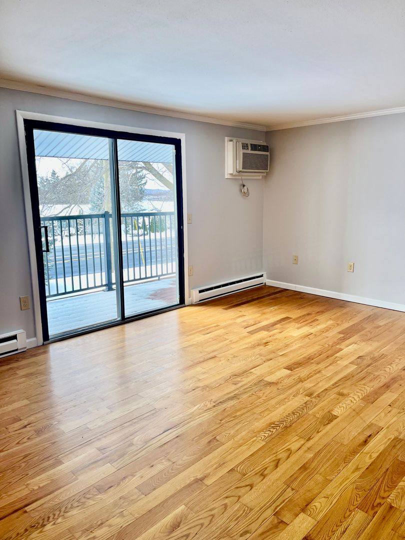 Apartment for rent at 212 Old Liverpool Rd, Liverpool, NY 13088