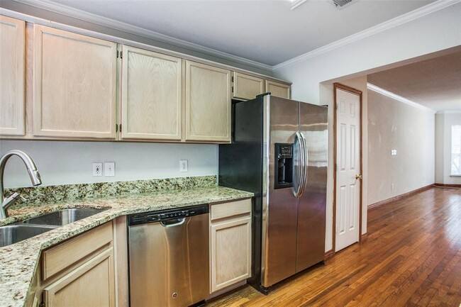 Apartment for rent at 2902 State St #ID60002, Dallas, TX 75204