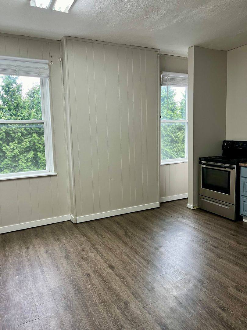 Apartment for rent at 3408 Parkview Ave, Pittsburgh, PA 15213