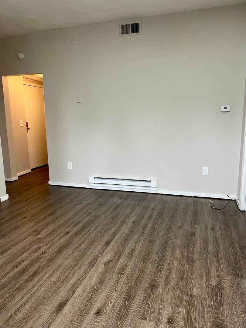 Apartment for rent at 3408 Parkview Ave, Pittsburgh, PA 15213